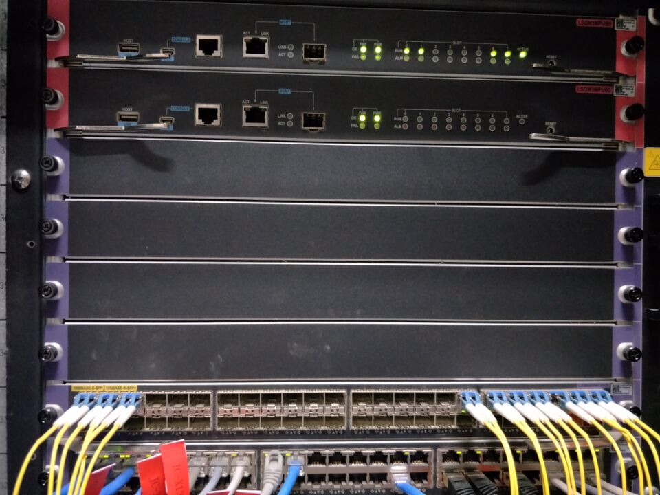 8BD892D25E4FE1C6FEF2895B54A283D7